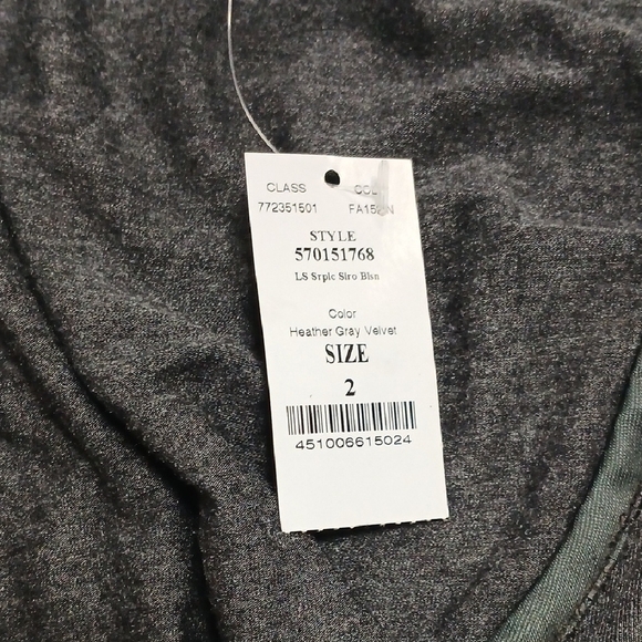 Elegant Gray Wrap Dress - Picture 7 of 8